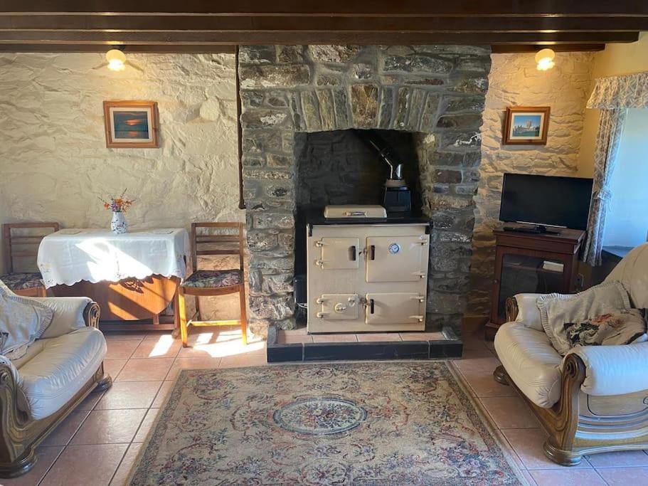 Banc Cottage Moylgrove Exteriér fotografie